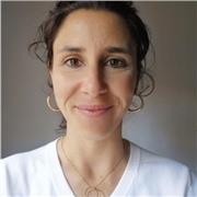 Ofrezco clases particulares de francés, inglés y lengua. Soy licenciada en traducción e interpretación con experiencia en la docencia